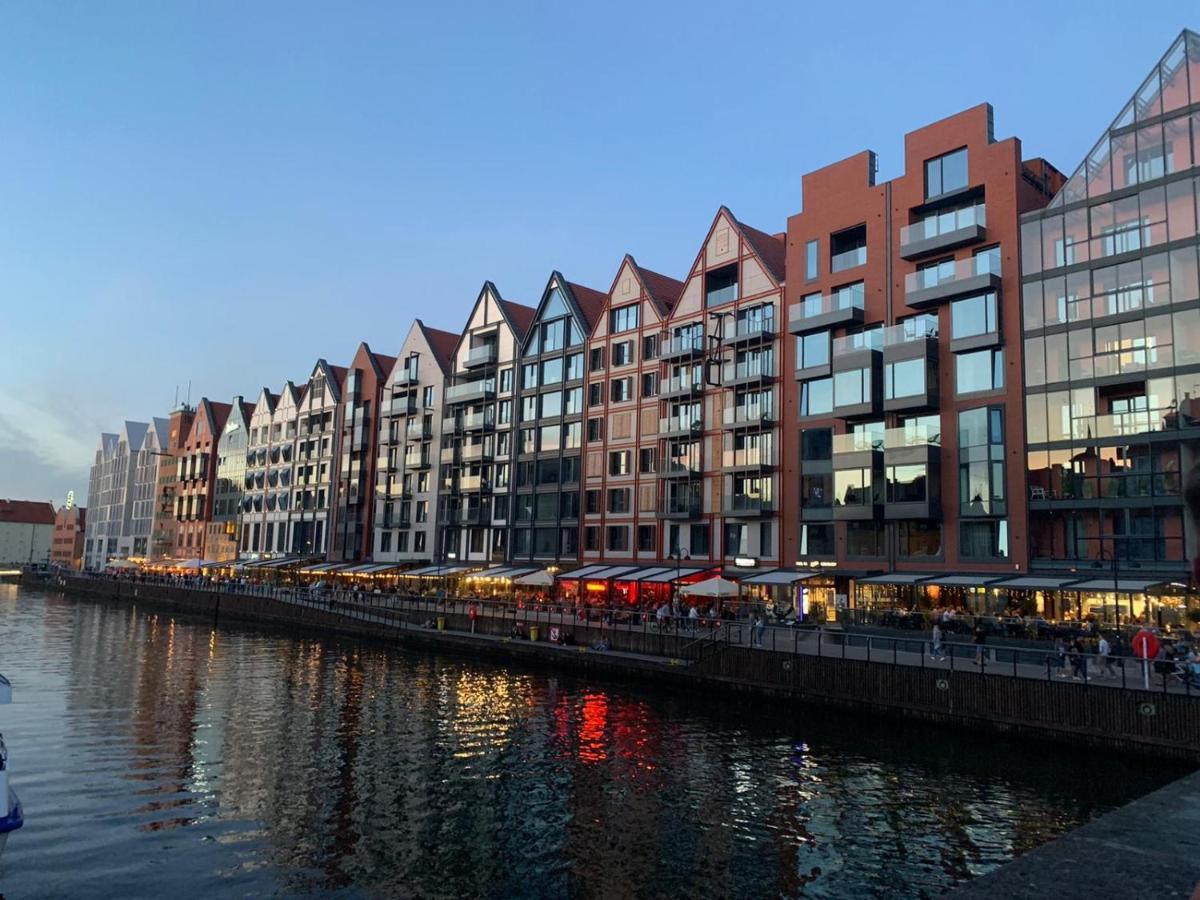 Baltic Riviera Apartments - Luxurious Apartment With Patio And River View Gdańsk Eksteriør billede