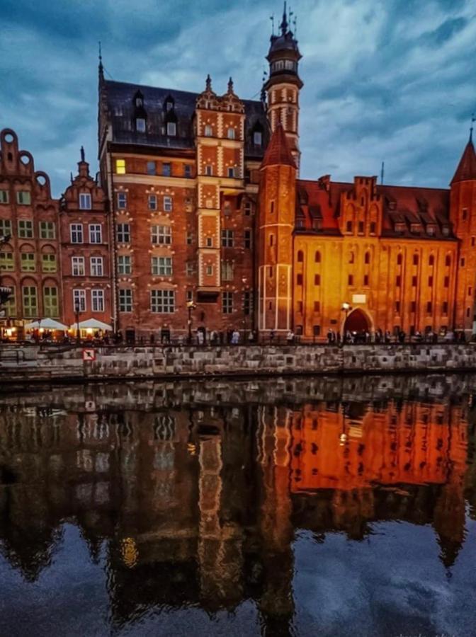 Baltic Riviera Apartments - Luxurious Apartment With Patio And River View Gdańsk Eksteriør billede