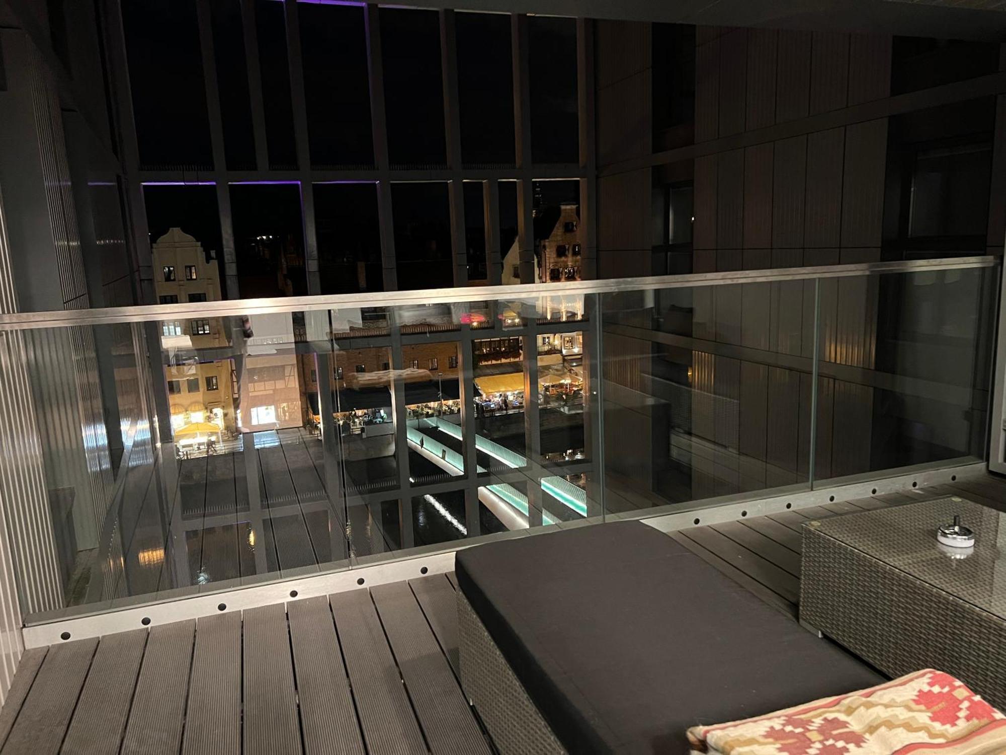 Baltic Riviera Apartments - Luxurious Apartment With Patio And River View Gdańsk Eksteriør billede